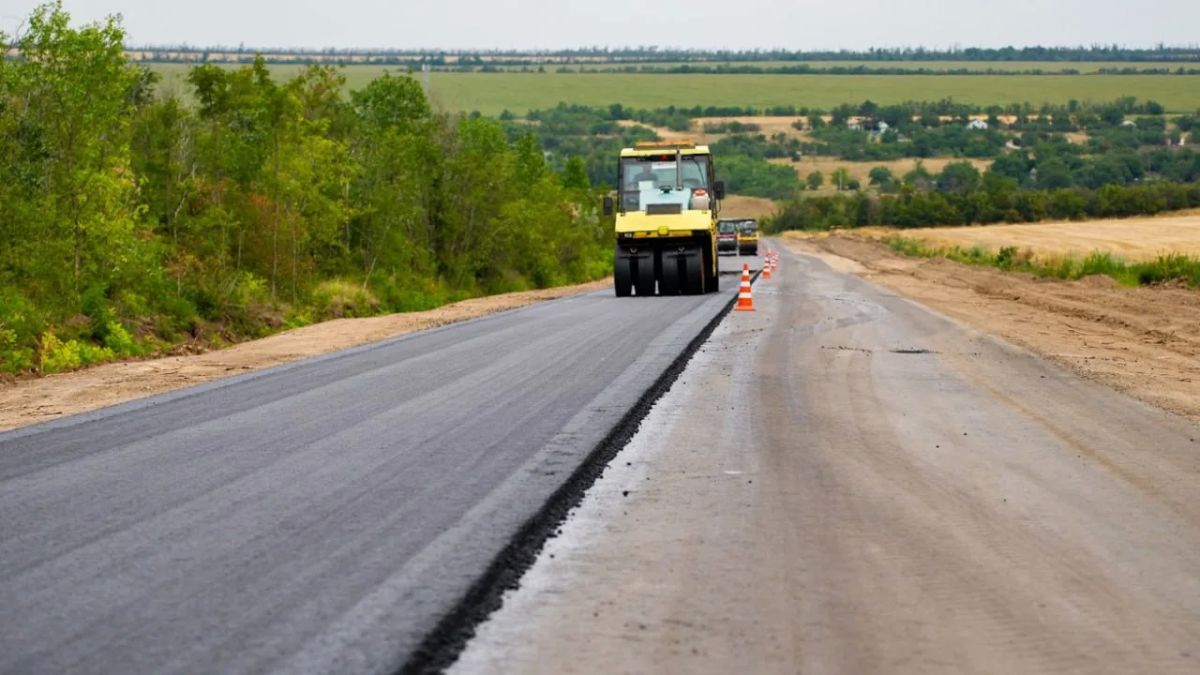 Свыше 8 тысяч км дорог приведено в нормативное состояние в Донбассе и Новороссии с 2022 года, сообщил Марат Хуснуллин