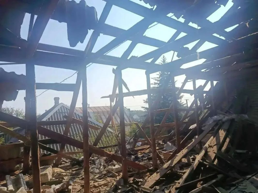 Мирный житель погиб в Таврийске, в Днепрянах повреждены жилые дома