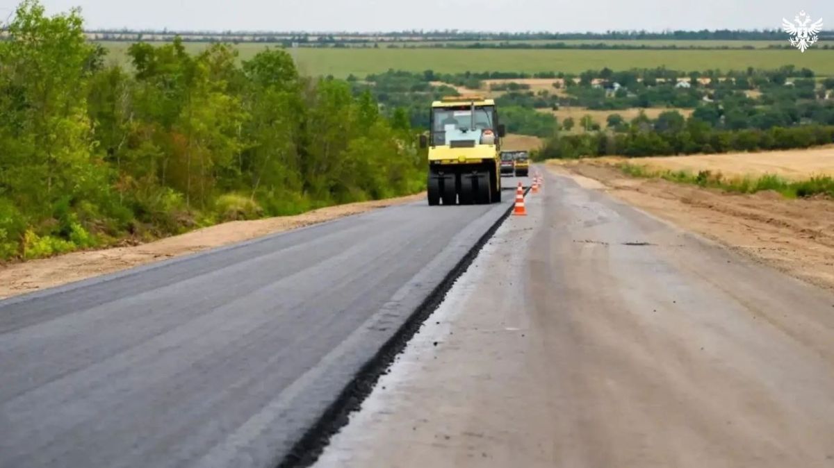 С 2022 года в Донбассе и Новороссии отремонтировали более 8 тысяч км дорог