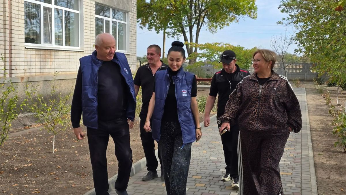 Надежда Бабешко: Сегодня прошла рабочая встреча Председателя Совета депутатов Ивановского округа, секретаря Ивановского местного отделения партии Единой России Надежды Бабешко и начальника Ивановского филиала ГУП ХО...