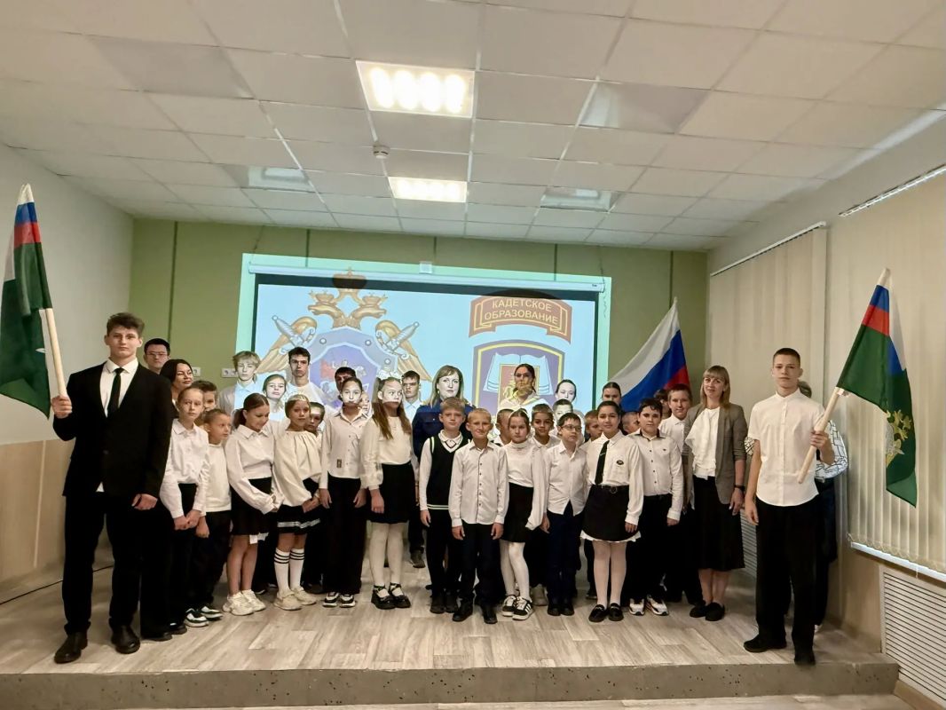 Офицер СК России приняла участие в торжественной церемонии открытия профильных кадетских классов ведомства