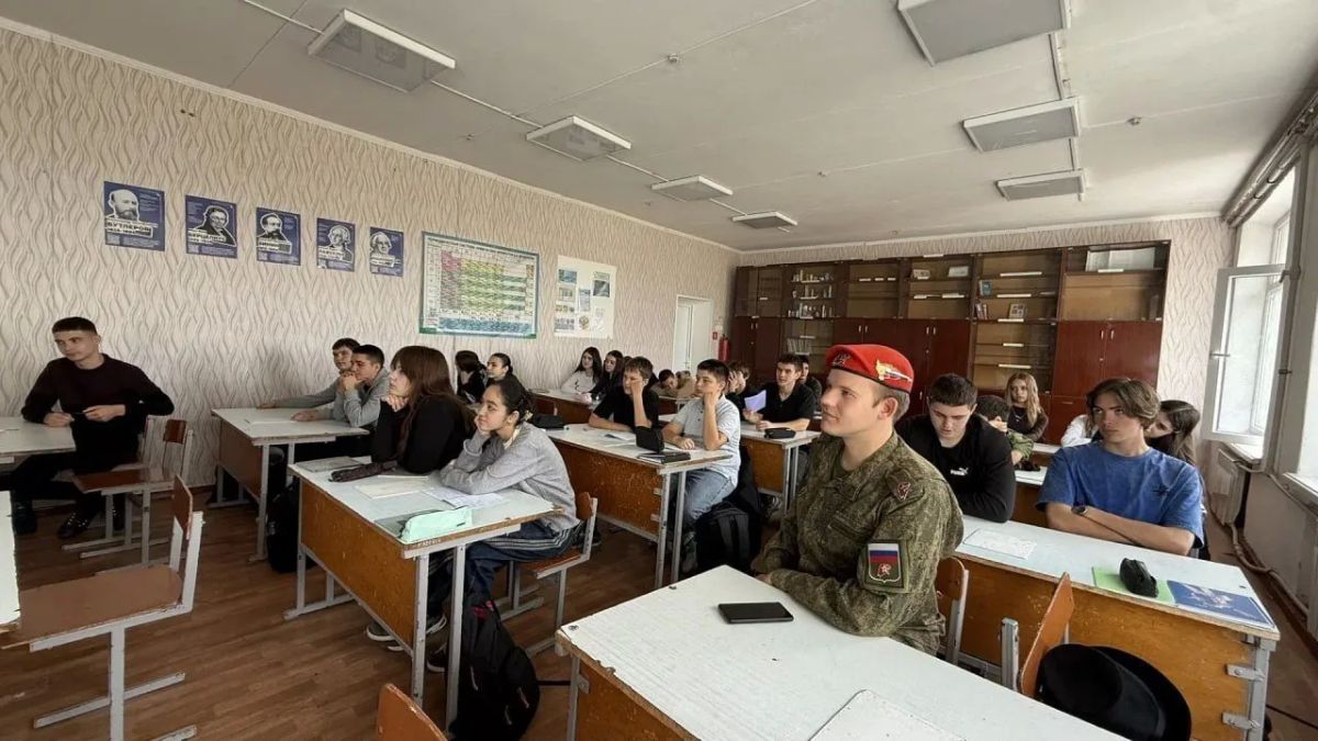 В Новоалексеевской школе № 2 прошло занятие по огневой подготовке