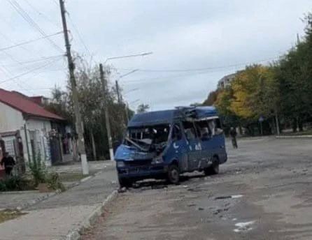 В праздник Покрова Пресвятой Богородицы ВСУ обстреляли Каховку — погибла женщина, есть раненый, сообщил Павел Филипчук