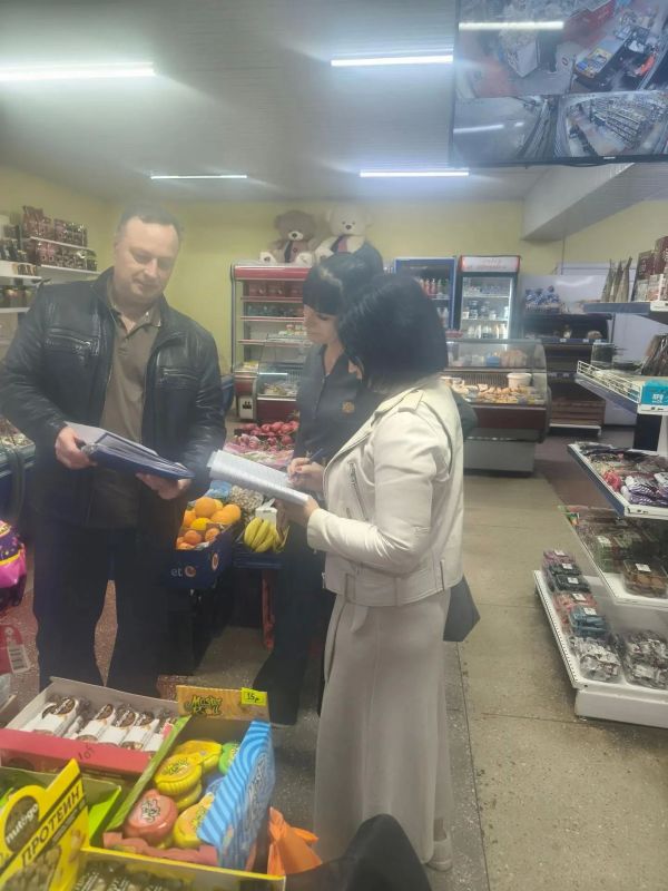 В Новоалексеевке и Рыково прошли выездные проверки торговых объектов