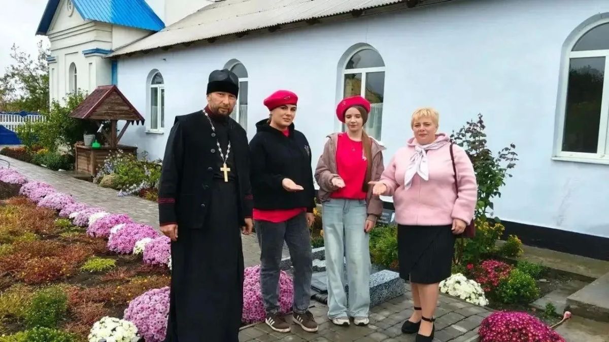 ЭКСКЛЮЗИВ Пензенские школьники подарили нательные крестики юнармейцам из Рубановки