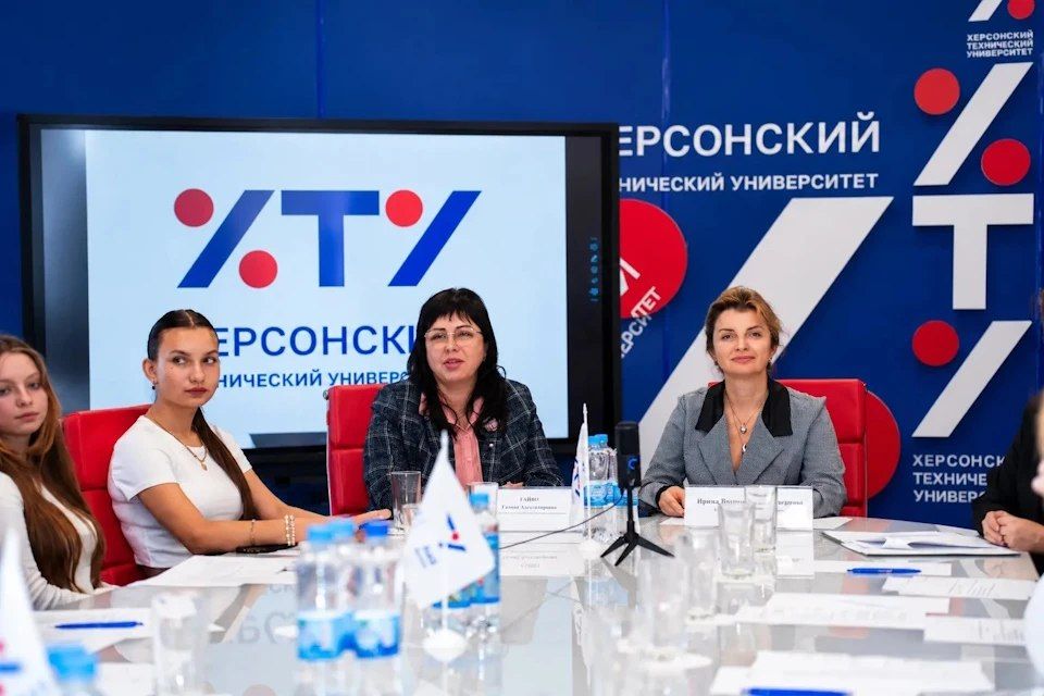 Свои права — в свои руки: Юные юристы Херсонщины встанут на защиту сверстников