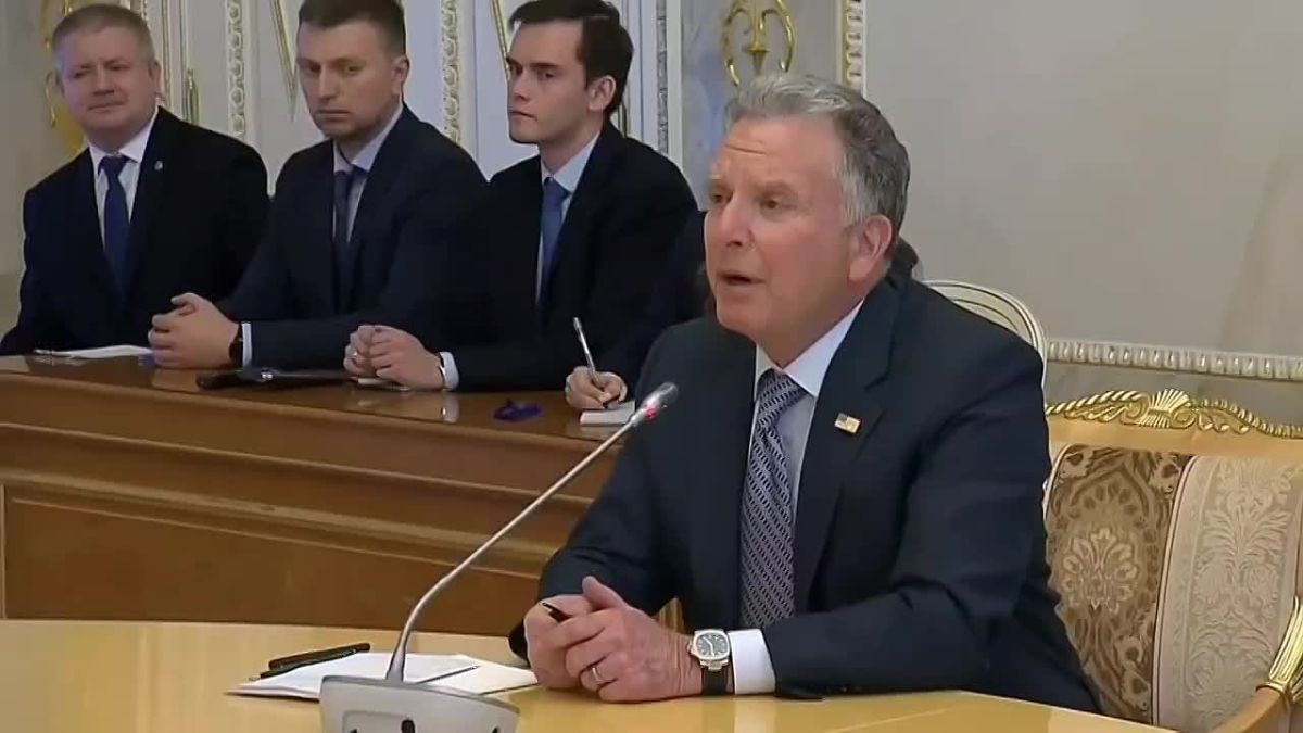 «Вы тоже гуманист, сэр»: спецпосланник Трампа выразил уважение Путину