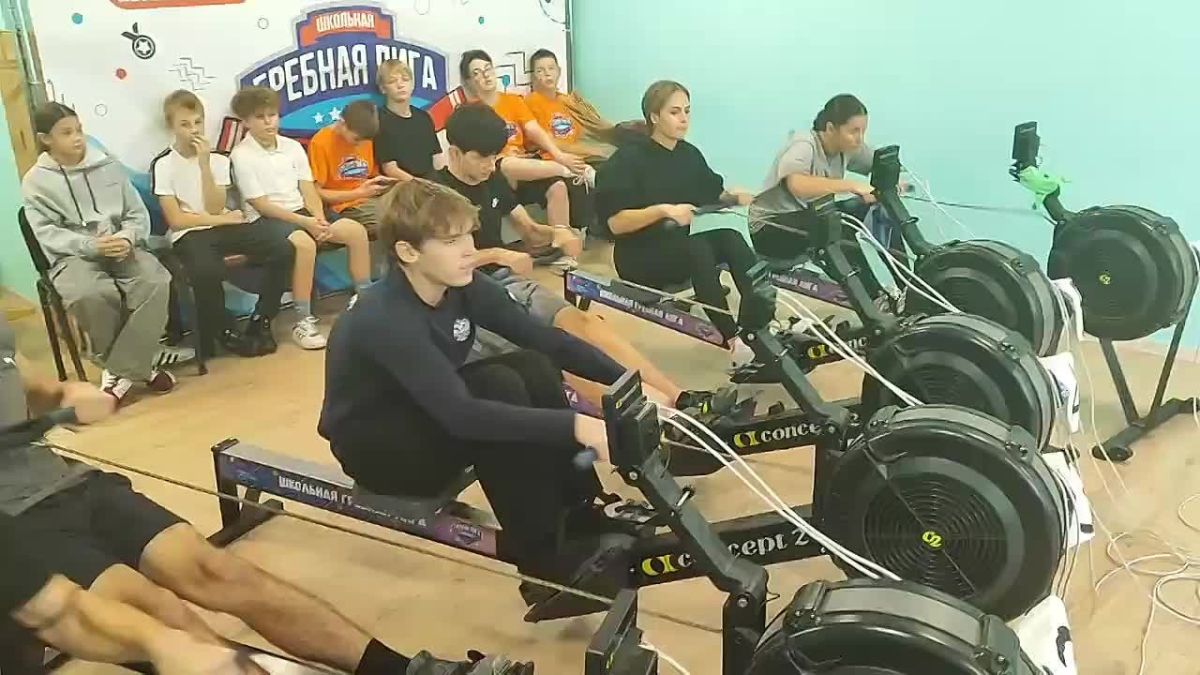 Геническ принял региональный этап школьной гребной лиги