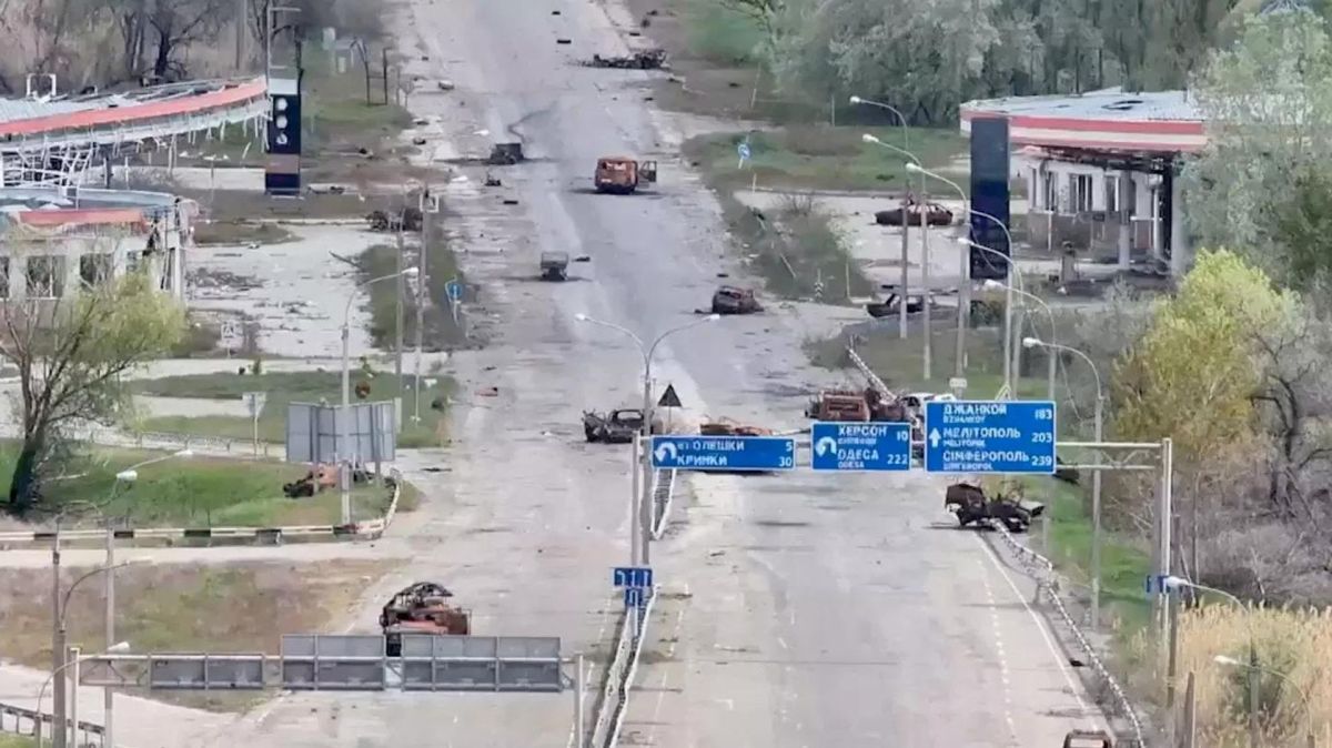 ВС России ввели режим тишины для гуманитарной операции в районе Алёшек