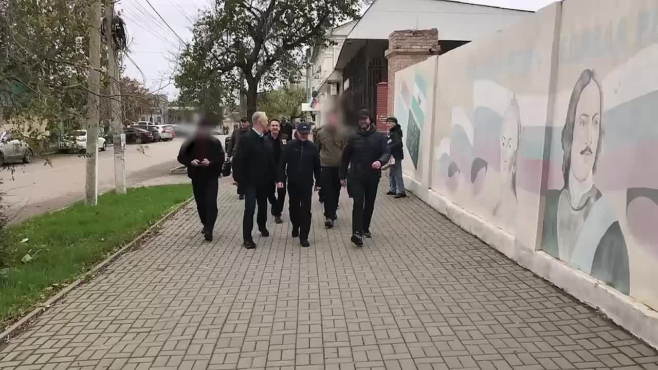 Сергей Кириенко оценил обновлённую Геническую детскую школу искусств, где впервые с 1960 года провели капитальный ремонт
