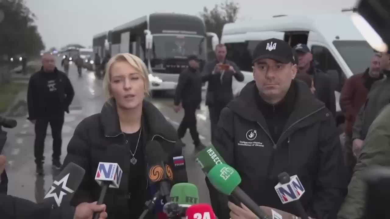 Для безопасного добровольного выезда жителей Алешек подготовили 25 автобусов и девять машин скорой помощи — Яна Лантратова